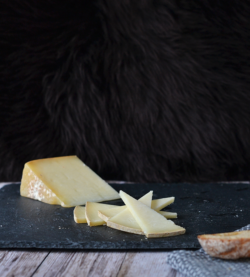 Pecorino sardo – a member of the pecorino family